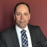 Headshot of Dr. Mike Gillard